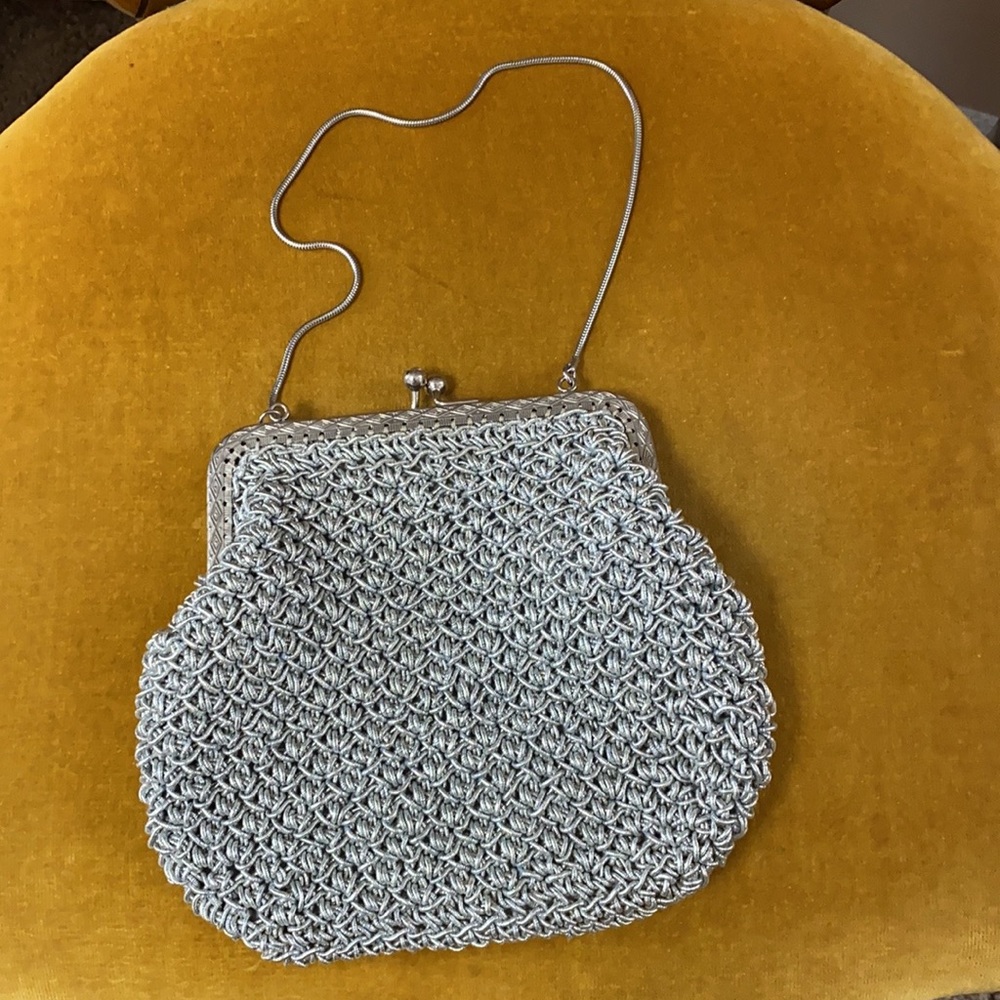 VTG 50’s Silver Woven Knitted Crochet Rhinestone Kisslock Purse Bag - Picture 4 of 10